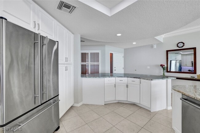 Photo - 269 Barefoot Beach Blvd Unidad 602