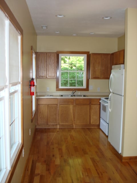 Photo - 614 W Kirkwood Ave