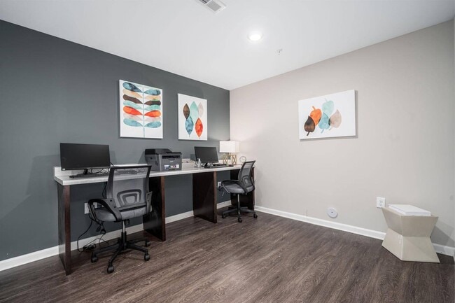 Photo - Northlake Center Apartments