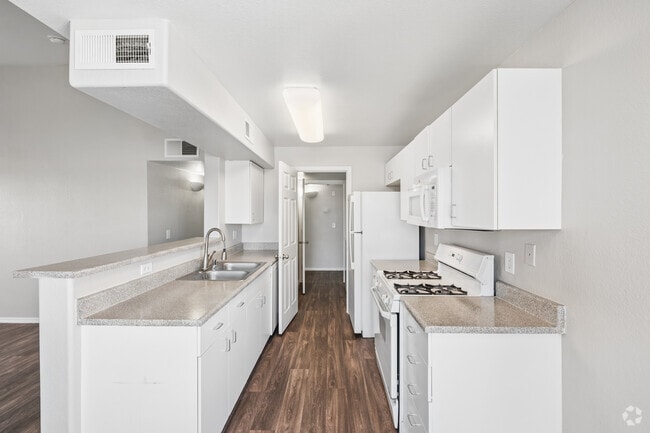Palm - 1,024SF - Kitchen