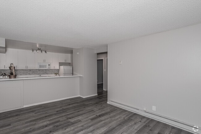 2 habitaciones, 1 baño - 725 pies cuadrados - Pacific Place