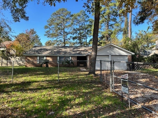 Building Photo - 12415 Pine Glen Ln