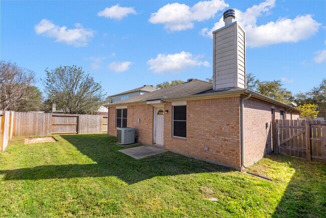 Photo - 4815 Rustic Field Ln