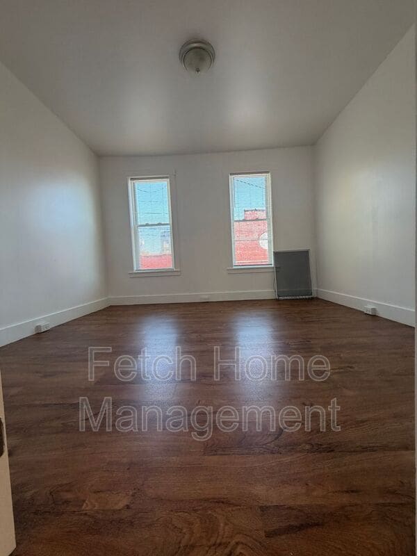 Photo - 236 W Mifflin St