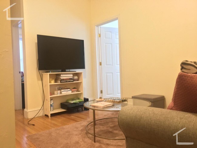 Photo - 74 Egmont St