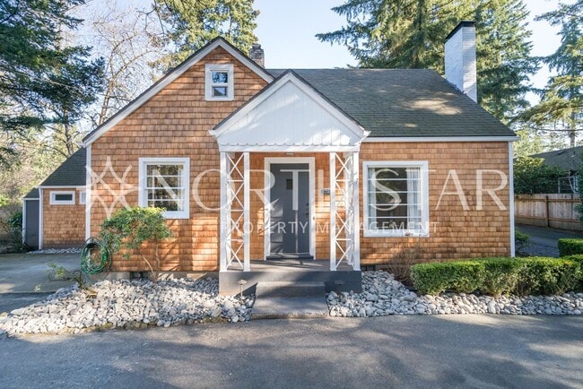 Photo - Newly Remodeled Lake Oswego Cottage With Lake Access.