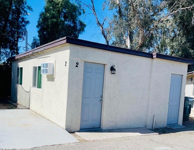 Photo - 226 W Delano St