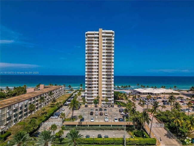 Building Photo - 1950 S Ocean Dr Unit 7F Rental
