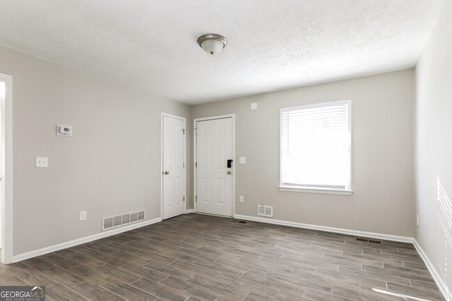 Photo - 109 Woodhaven Dr