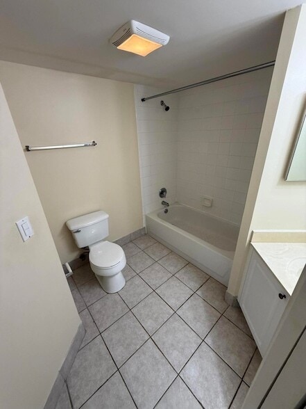 Photo - 1100 Crestwood Ct S Unit 1104