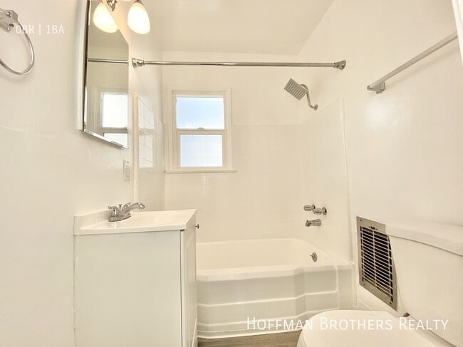 Photo - 1518 Laurel Canyon Blvd Unit 5