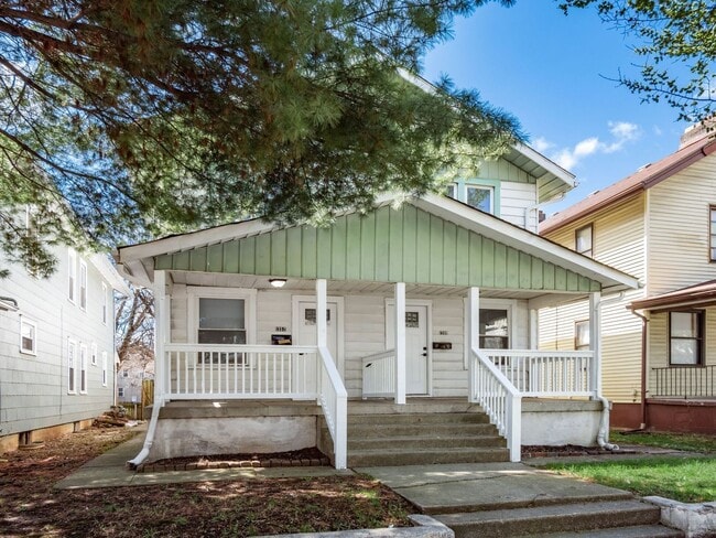 Photo - 1359 N 6th St