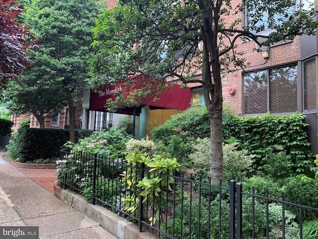 Photo - 1825 T St NW Condo Unit 303
