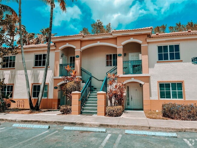 Building Photo - 1241 SE 29th St Unit 20227 Rental