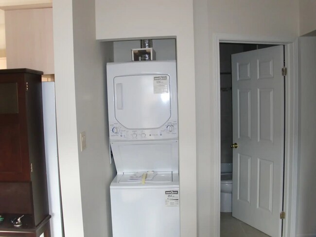 Photo - 1 Flora St Unit 1