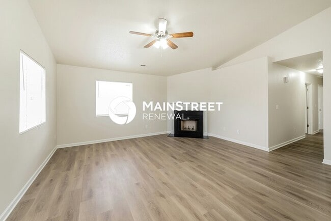 Photo - 3 Bedroom Pet-Friendly Home in HIGH POINT, NC with Main Street Renewal