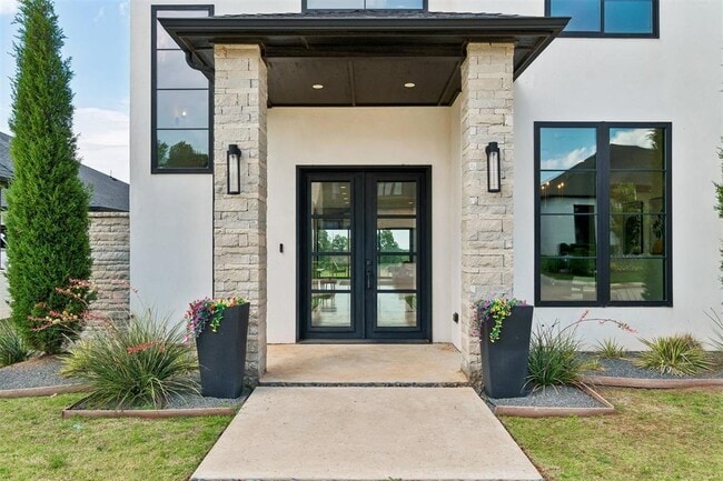 Photo - 2109 Wiregrass Dr