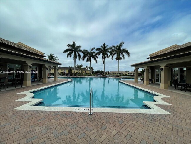 Photo - 1398 NE 33rd Ave