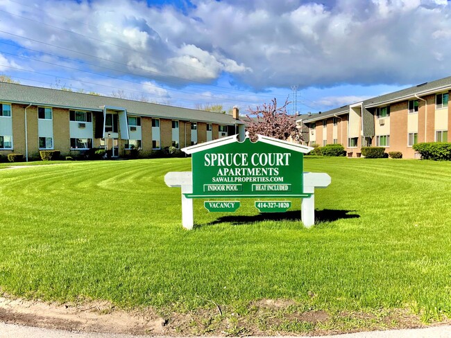 Building Photo - Spruce Court Apartment - Greenfield WI - C... Unit 4071-8