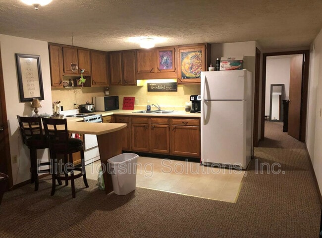 Photo - 108 E Buck Ave Unit B