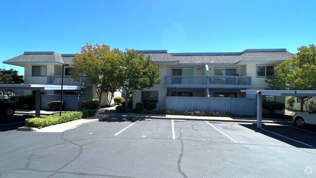 Building Photo - Pacheco Nice 2 bedroom 2 bath condo w/ com...