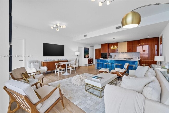 Photo - 2678 Tigertail Ave Unit 1508