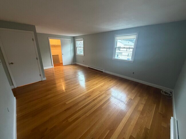 Photo - 90 Sylvia St Unit 2R