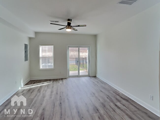 Photo - 2403 Eagle Creek Ct