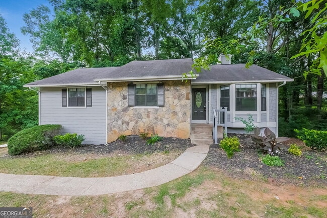 Building Photo - 3824 Skidmore Dr