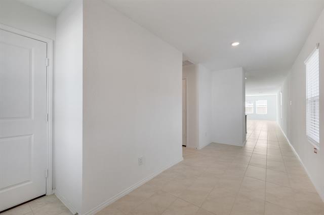 Photo - 2625 Kingsman Dr