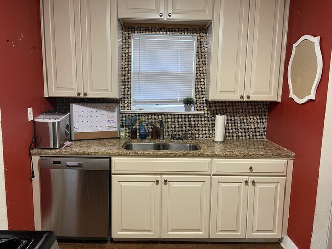 Photo - 2706 22nd St Unidad Front