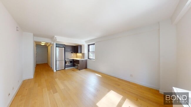 Building Photo - 222 E 39th St Unit 6E Rental