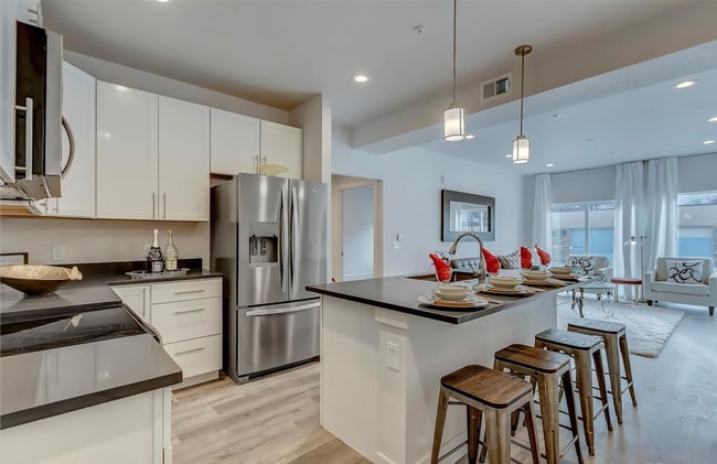 Building Photo - 14936 E Hampden Ave