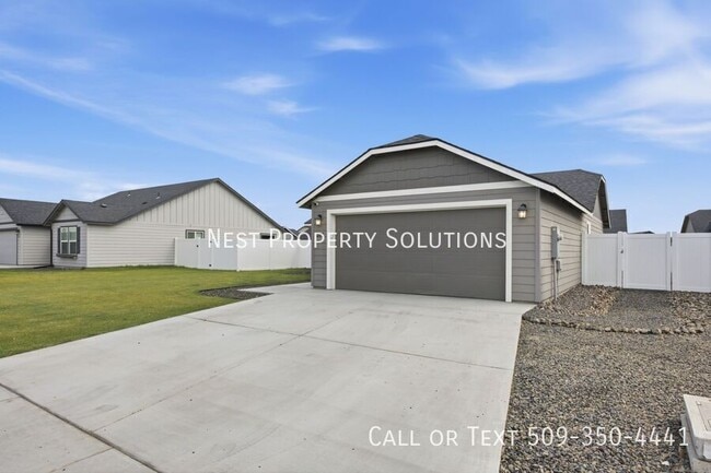 Photo - 207 N Paxson Dr