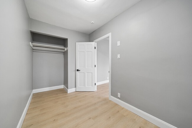 Photo - Brentwood Apartments