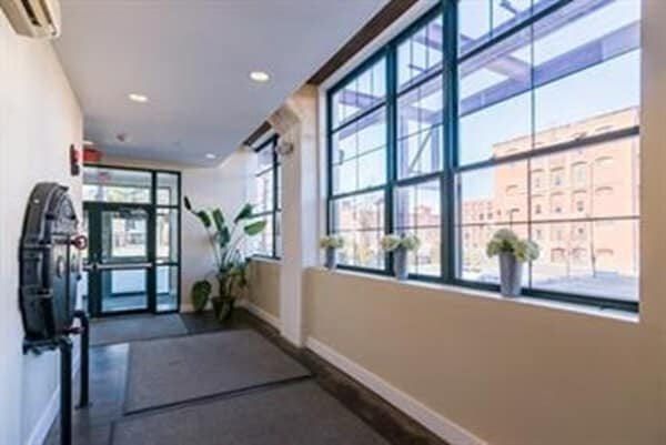 Photo - 21 Illinois St Unit 403