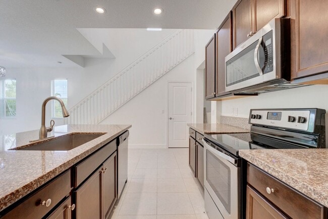 Photo - 9075 Kingsmoor Wy