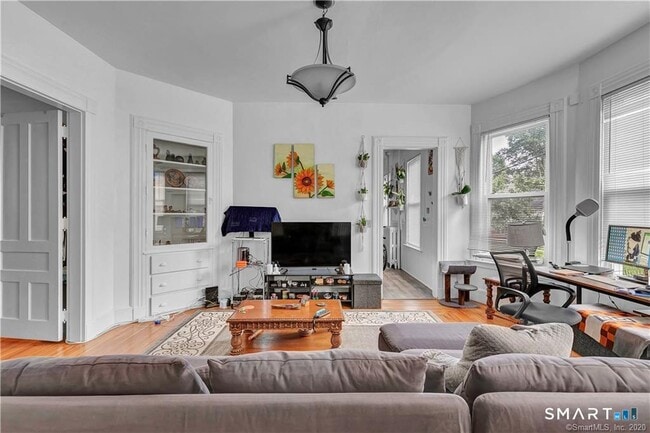 Photo - 315 Alden Ave