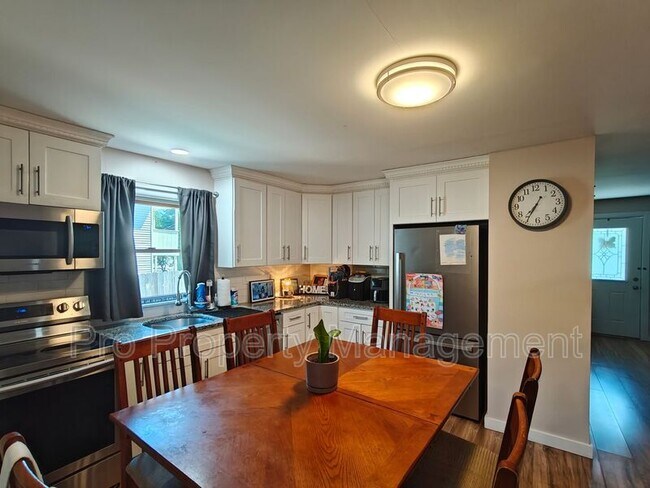 Photo - 296 Hillside Ave