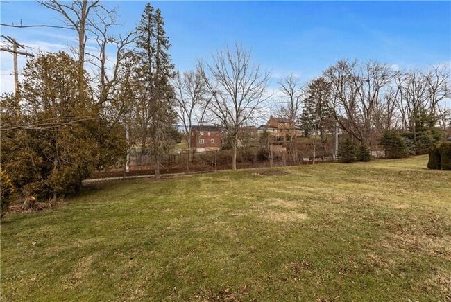 Photo - 2608 Milford Dr