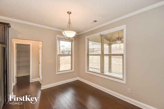 Photo - 97 Dunston Way