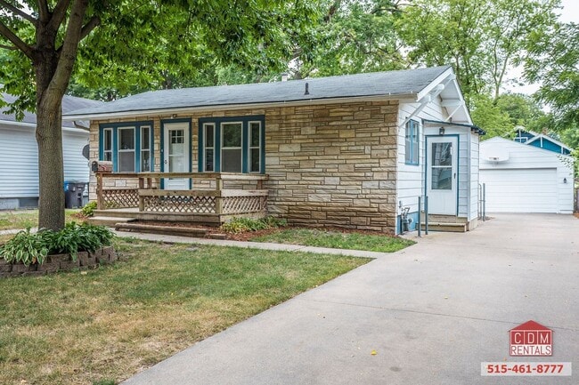 Ideally Located Ranch Home! - Ideally Located Ranch Home!