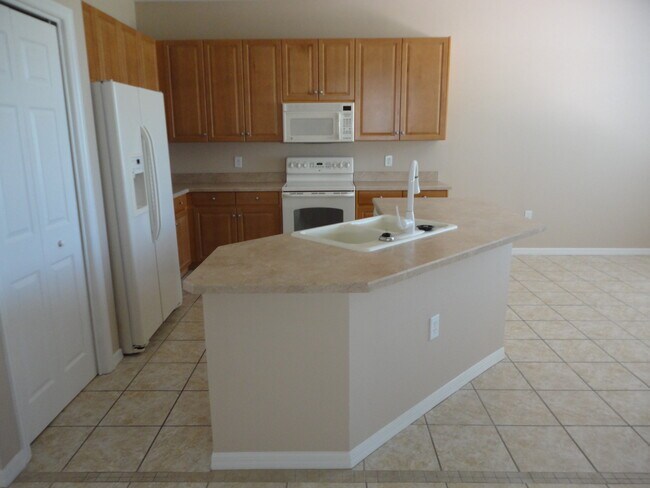 Photo - 5917 Wedgefield Dr