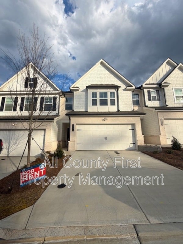 Building Photo - 2555 Adventure Wy