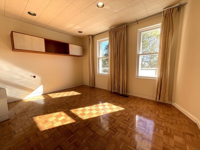 Photo - 10 Packard Ave Unit 10 Parckard Ave 2