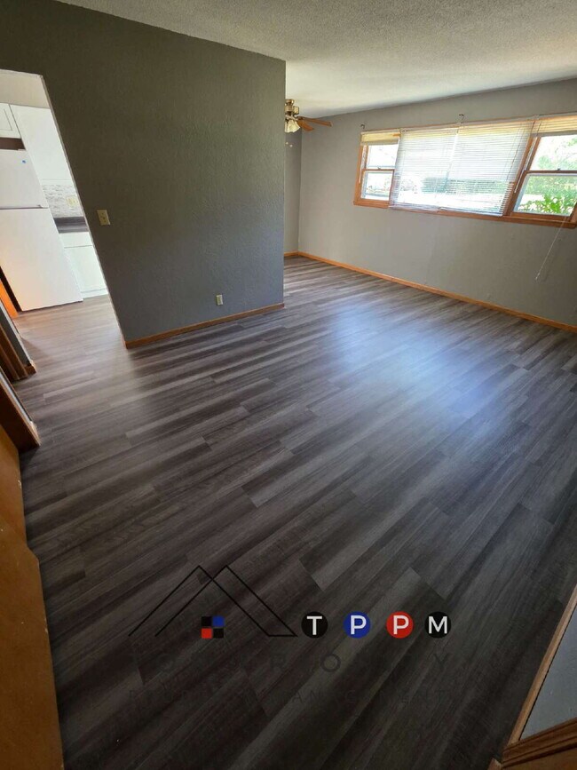 2 Bedroom | 1 Bathroom Unit in Marion Avai... - 2 Bedroom | 1 Bathroom Apartment Unit in Marion Avai... Unit 2