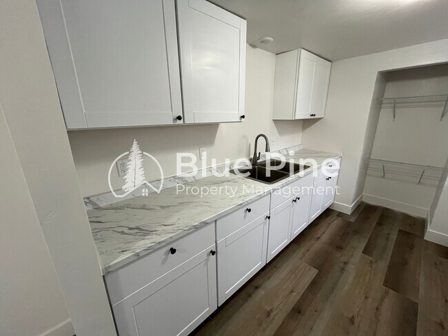 1288 Lake Ave Unidad 2