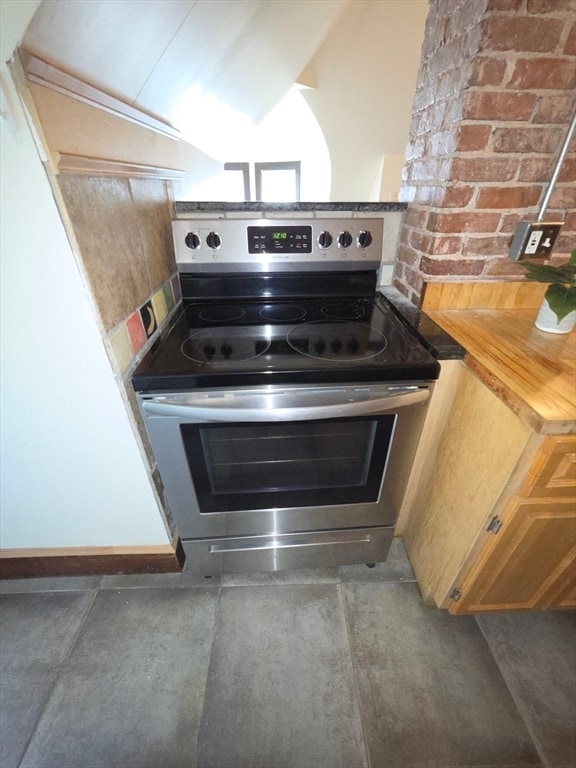 Photo - 659 Southbridge St Unidad 3