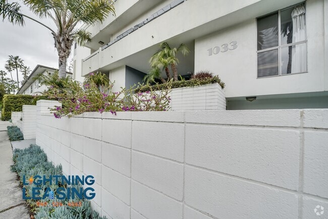 Building Photo - 1036 3rd St Unit 105D Rental