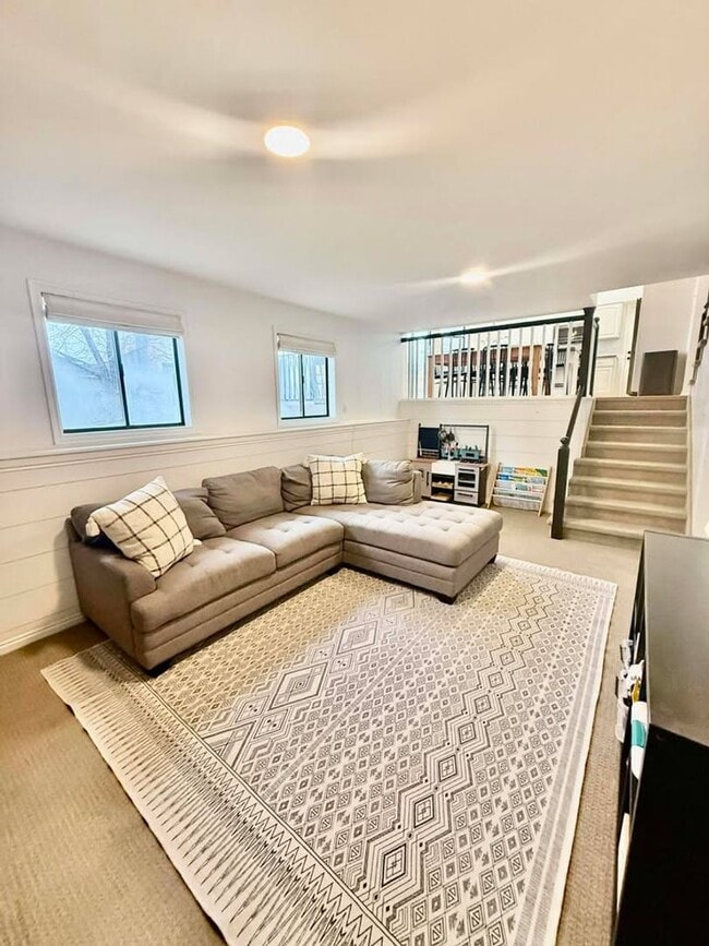 Building Photo - Updated Highland Area Home for Rent